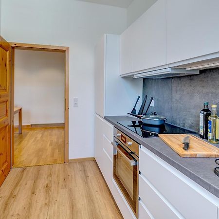 Kaza Guesthouse, Centrally Located 2 & 3 Bedroom Apartments In Augsburgo Exterior foto