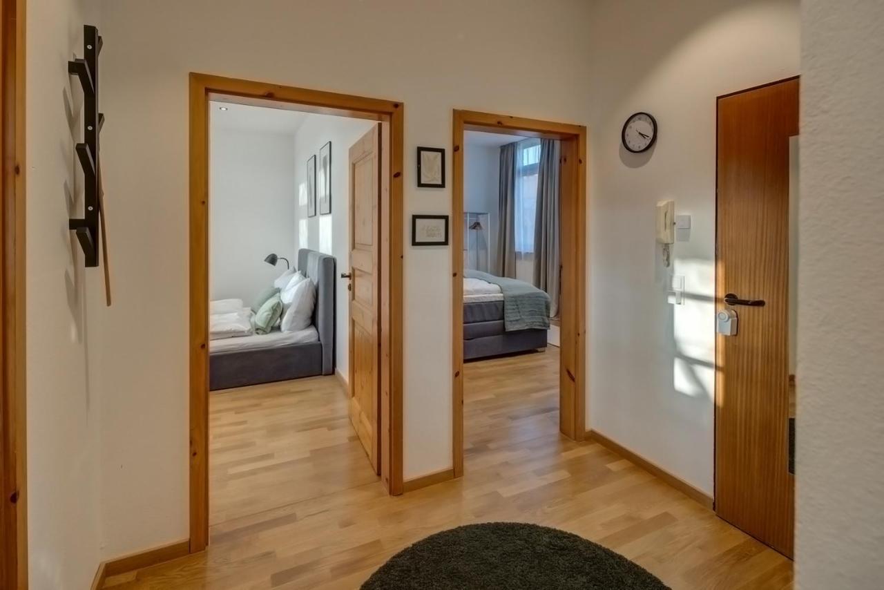 Kaza Guesthouse, Centrally Located 2 & 3 Bedroom Apartments In Augsburgo Exterior foto
