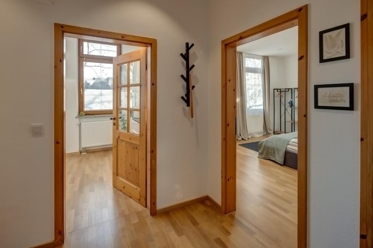 Kaza Guesthouse, Centrally Located 2 & 3 Bedroom Apartments In Augsburgo Exterior foto