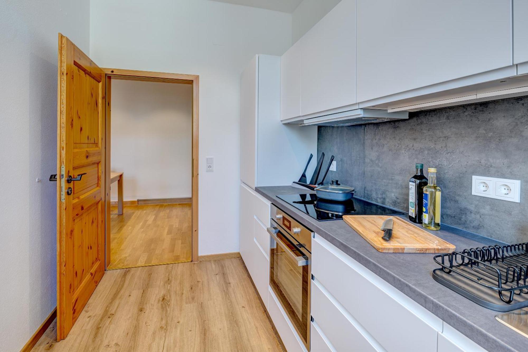 Kaza Guesthouse, Centrally Located 2 & 3 Bedroom Apartments In Augsburgo Exterior foto